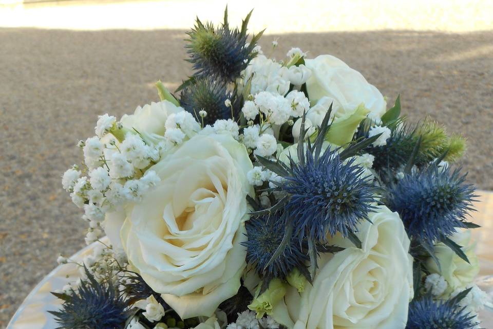 Bouquet marine et blanc