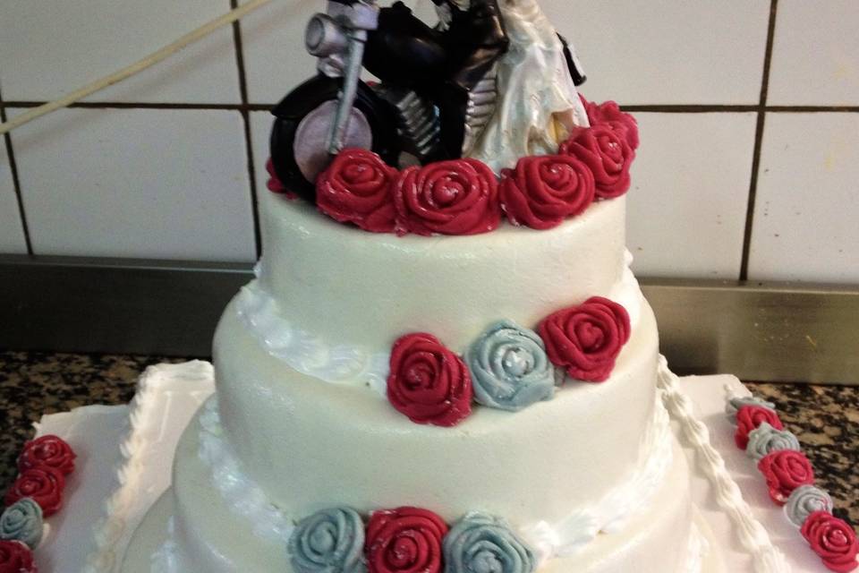 Wedding cake moto