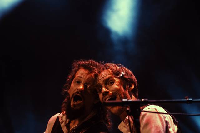 Live Chant