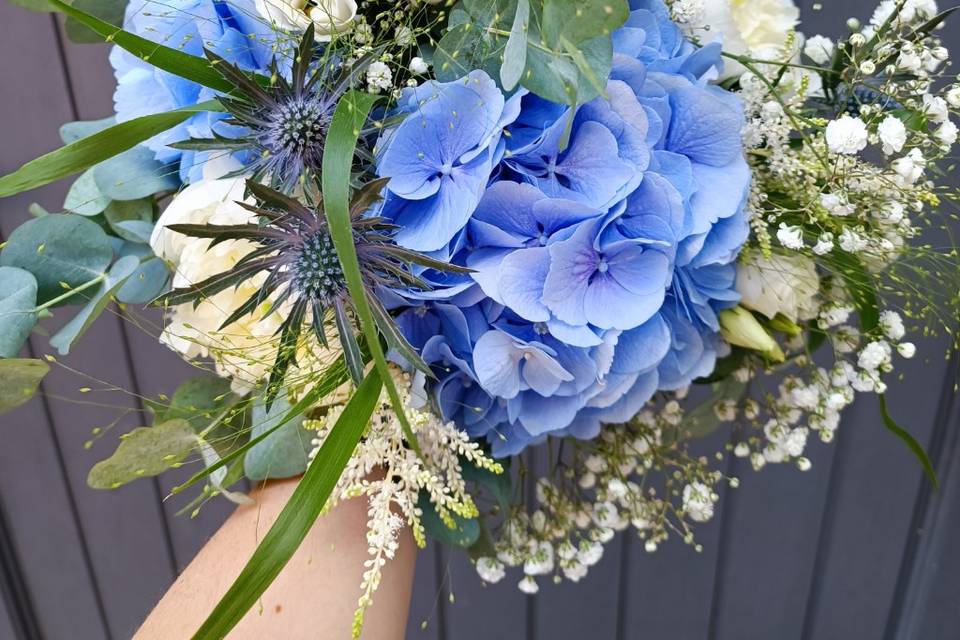 Bouquet de mariée bleu champêt