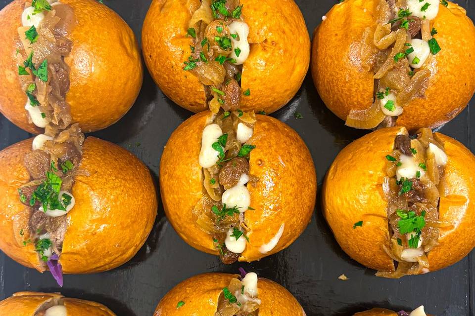 Bun's au confit d'agneau