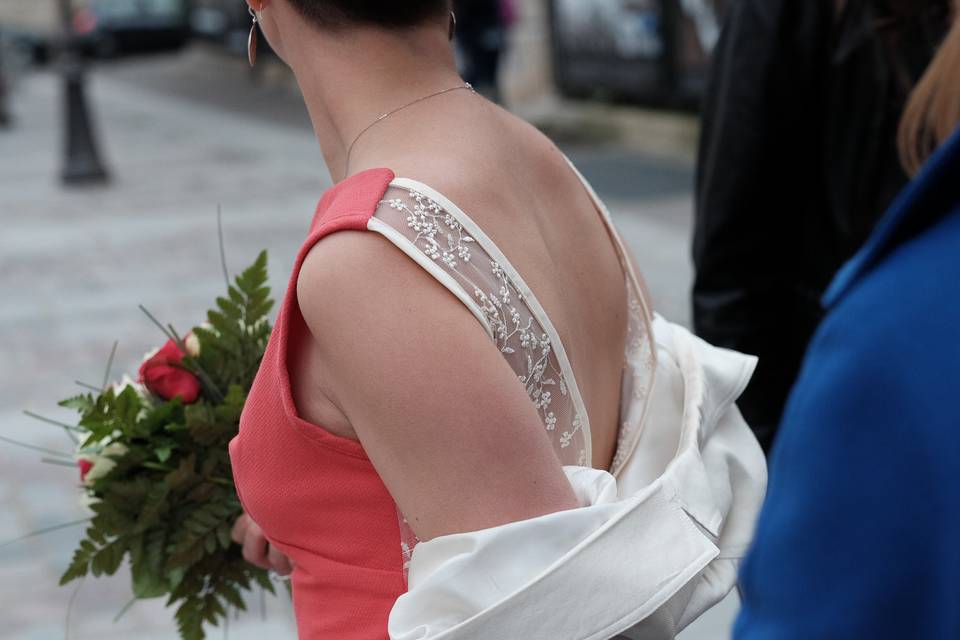 Robe de mariée à col bateau