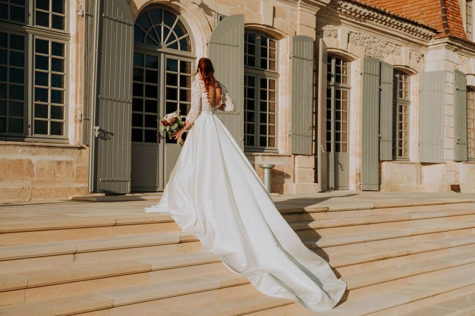 Robe 2 en 1 dentelle et épurée