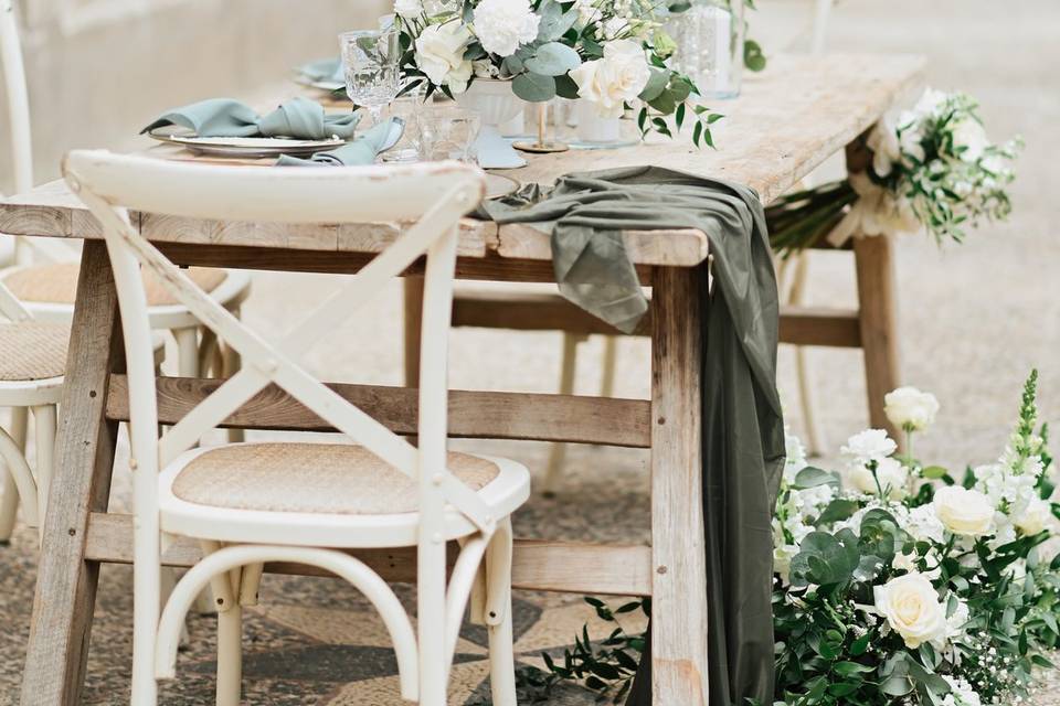 Tablescape