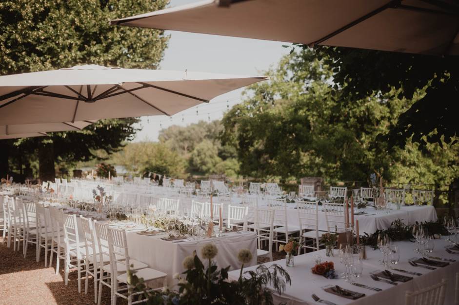 Wedding diner set up