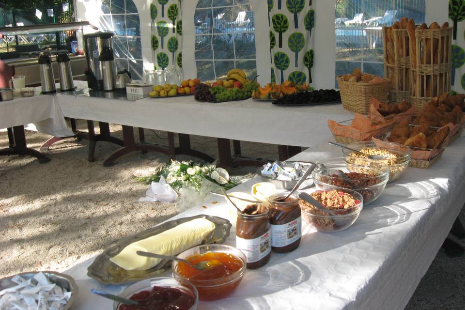 Piossibilité de commander un brunch pour le dimanche matin