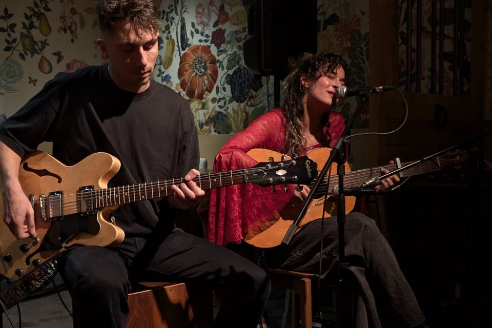 Live duo