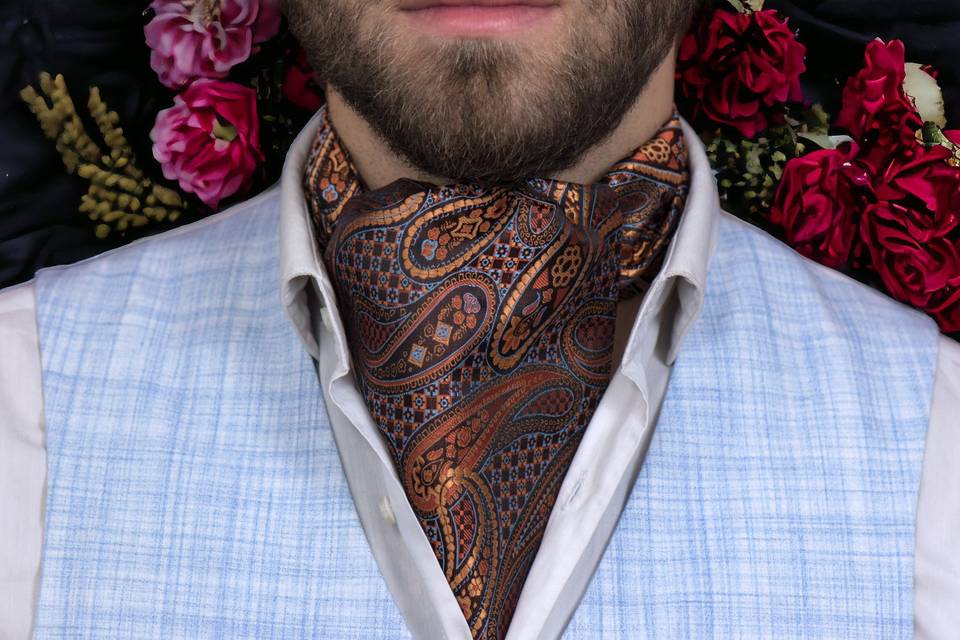 Foulard costume chemise