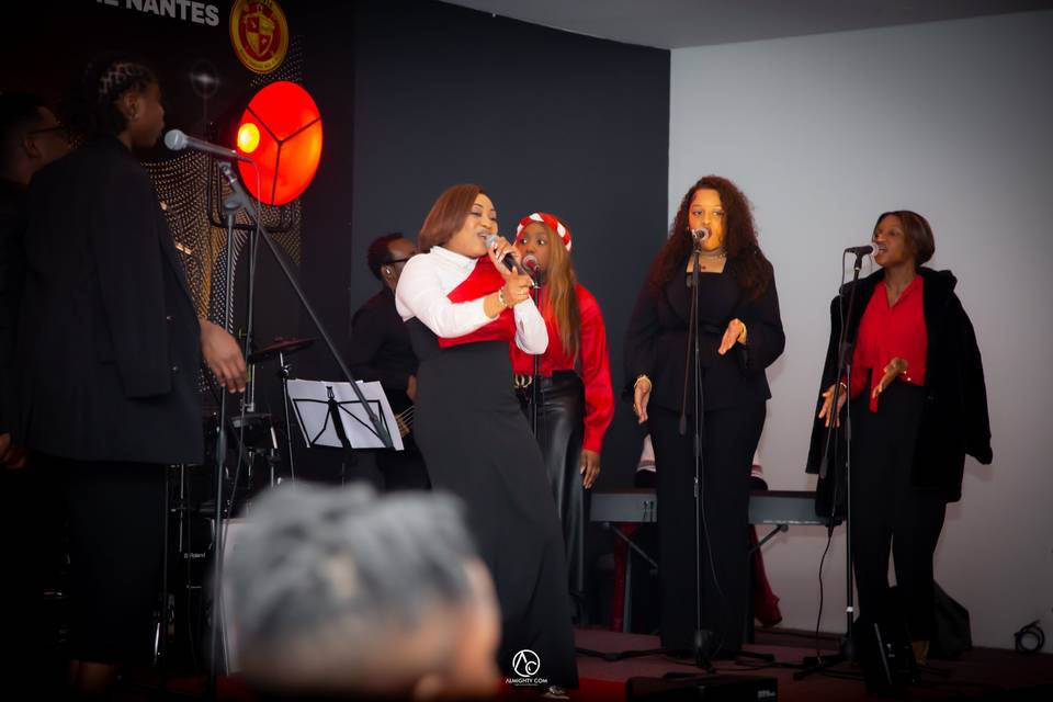 En concert