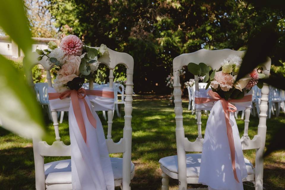 Chaises cérémonie des mariés