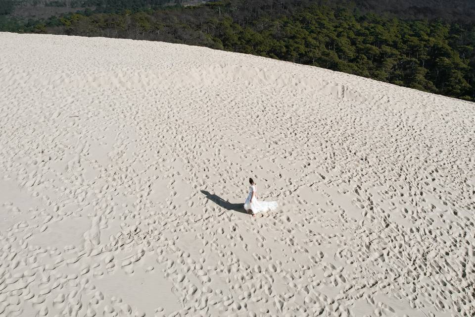 Mariée sur la dune