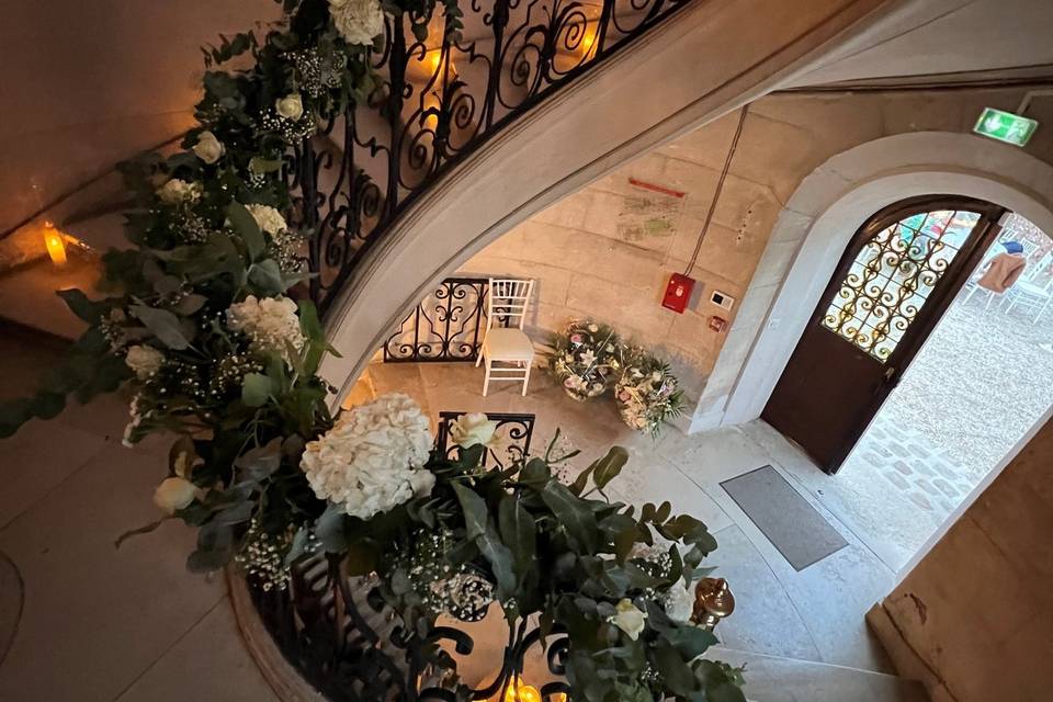 Décoration florale escaliers