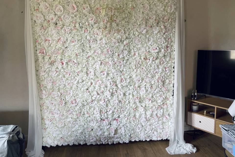 Mur de fleurs personnalisé