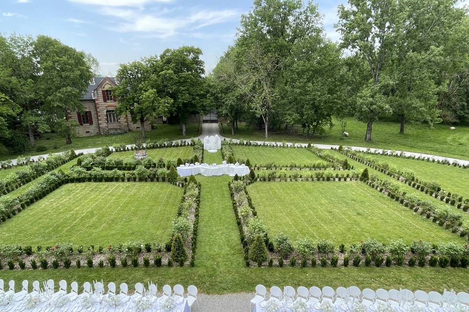 Réception dans le jardin