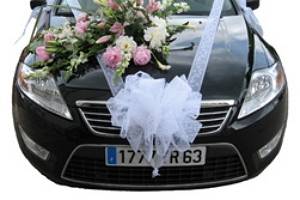 Arrangements floraux pour les voitures