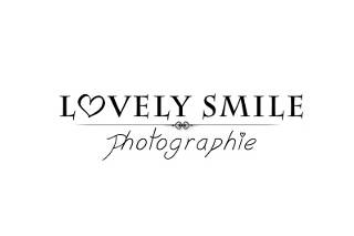 Lovely Smile logo