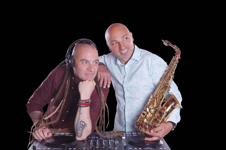 DJ Carl Soares et Bozo Sax