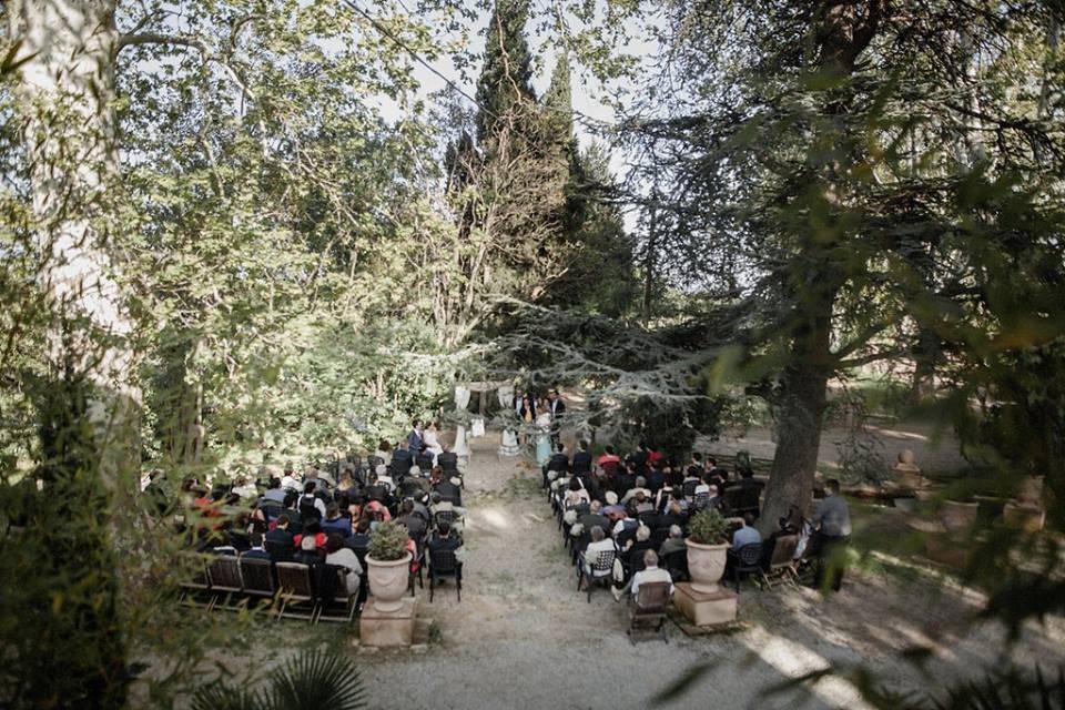 Cérémonie dans le parc