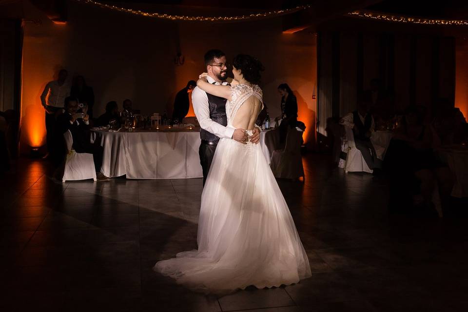 La danse des mariés