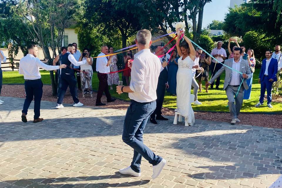 Lancé du bouquet de la mariée