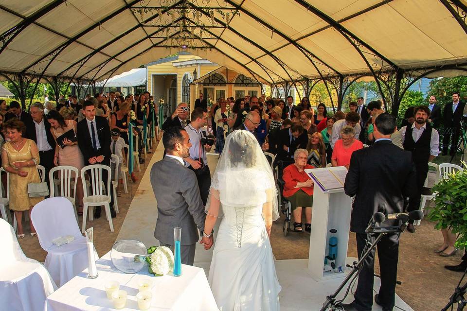 Elios L'officiant