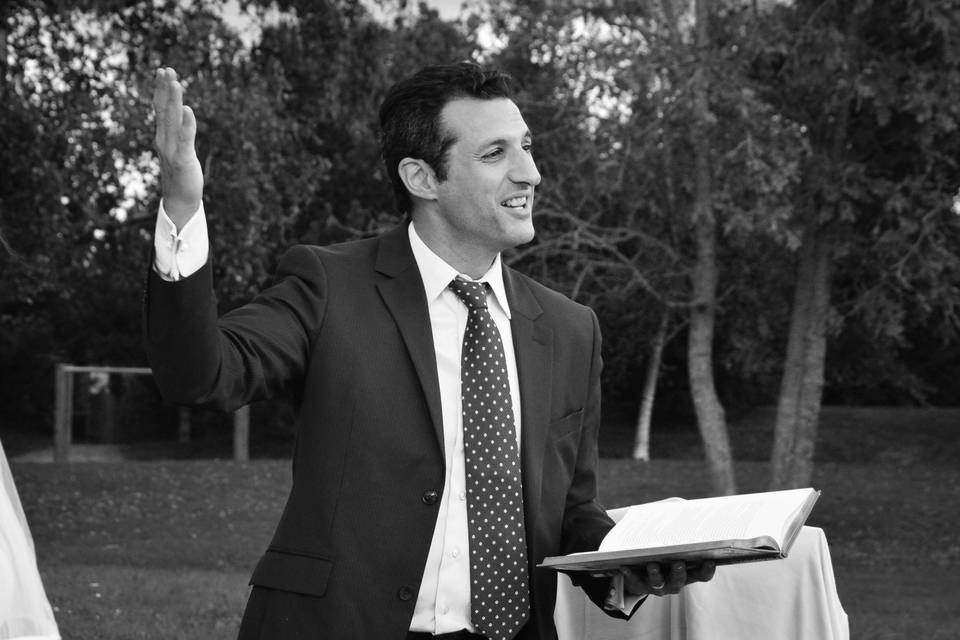 Elios L'officiant