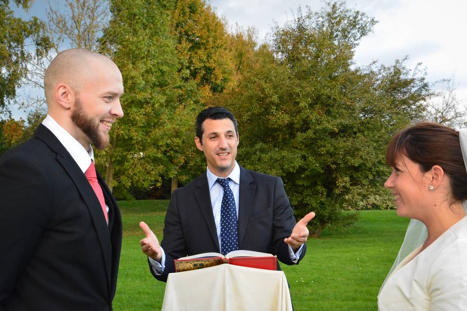 Elios L'officiant