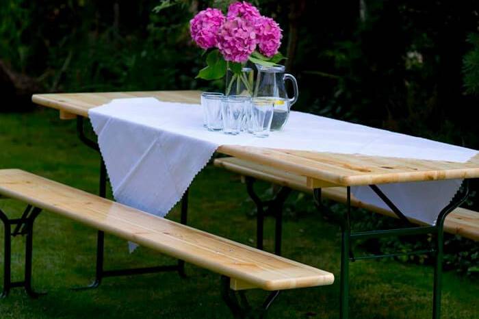 Ensemble tables et banc