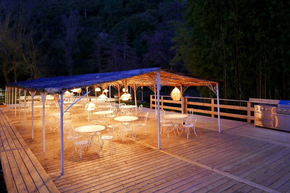 Tonnelle sur plancher