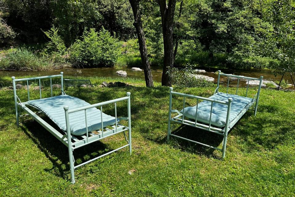 Détente en bord de rivière