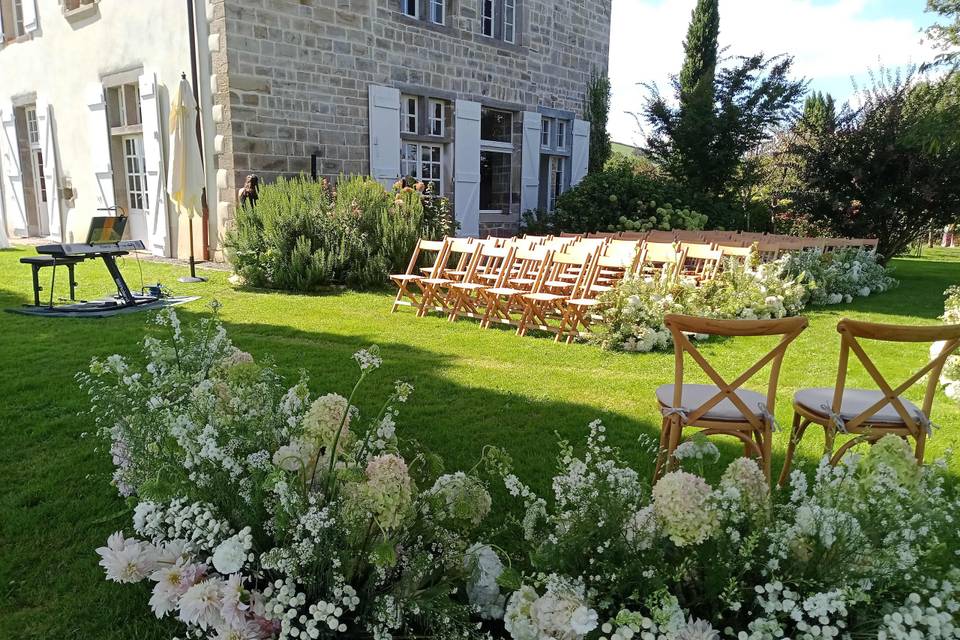 Cérémonie sur pelouse
