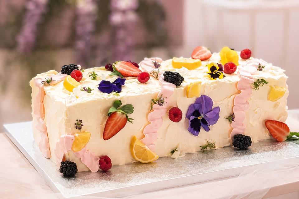 Long cake fleuri