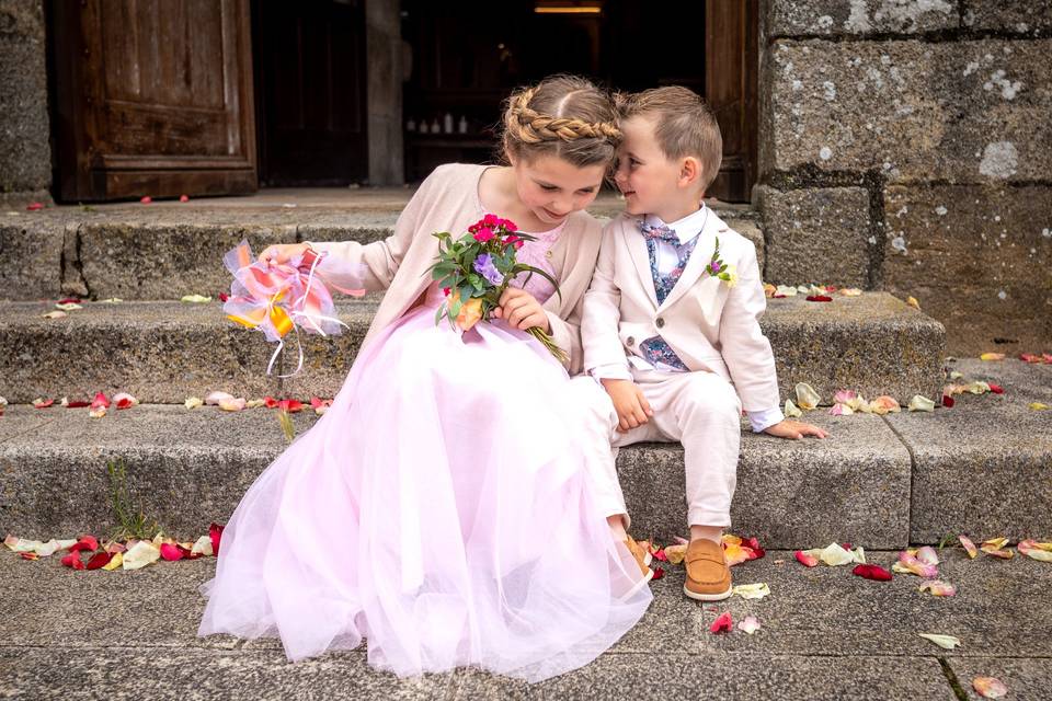Enfants parvis