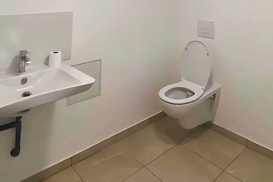 Wc PMR salle de reception