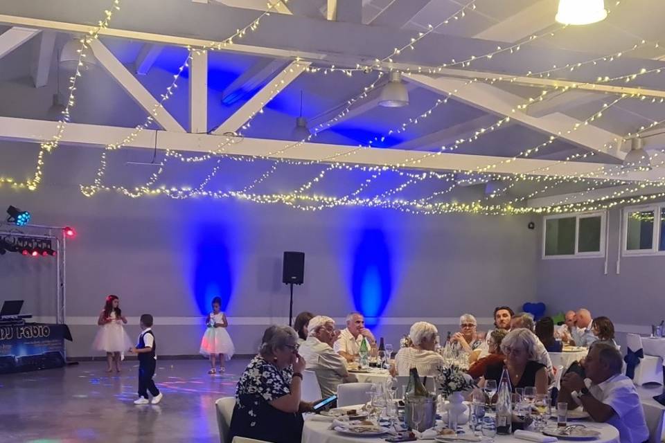 Lumière ambiance salle bleu 💙