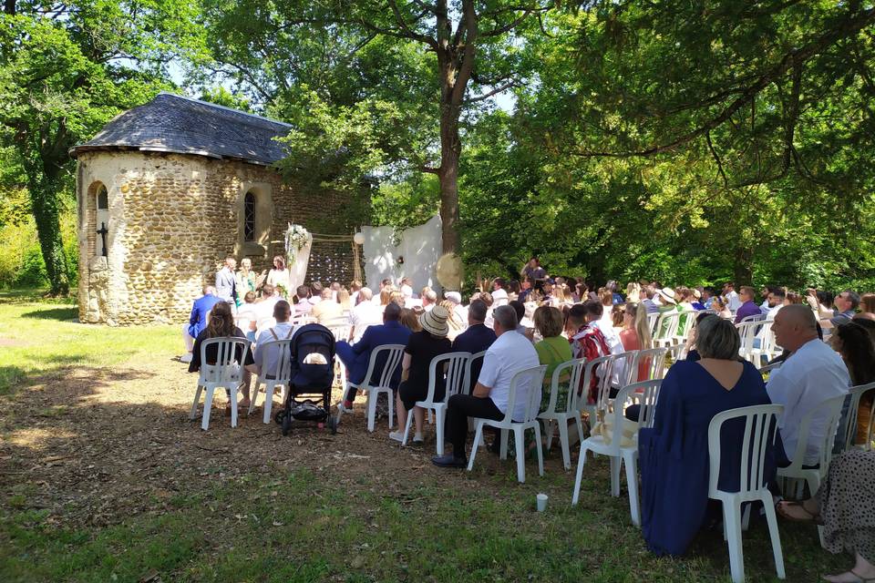 Chapelle ombragée