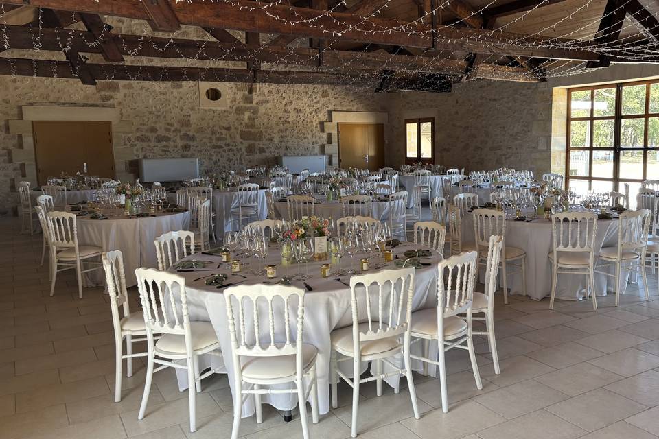 En attendant les mariés