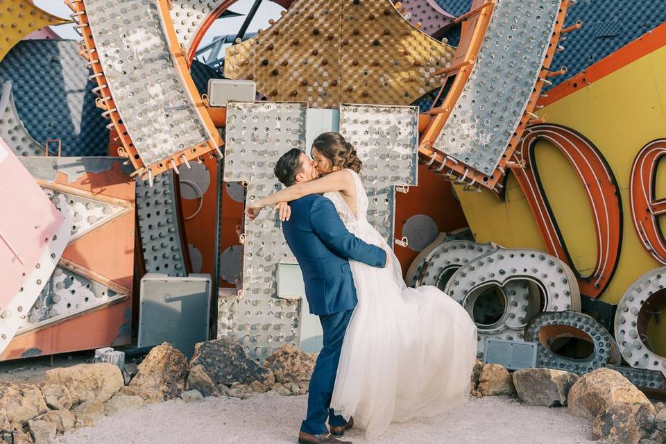 Mariage Neon Museum