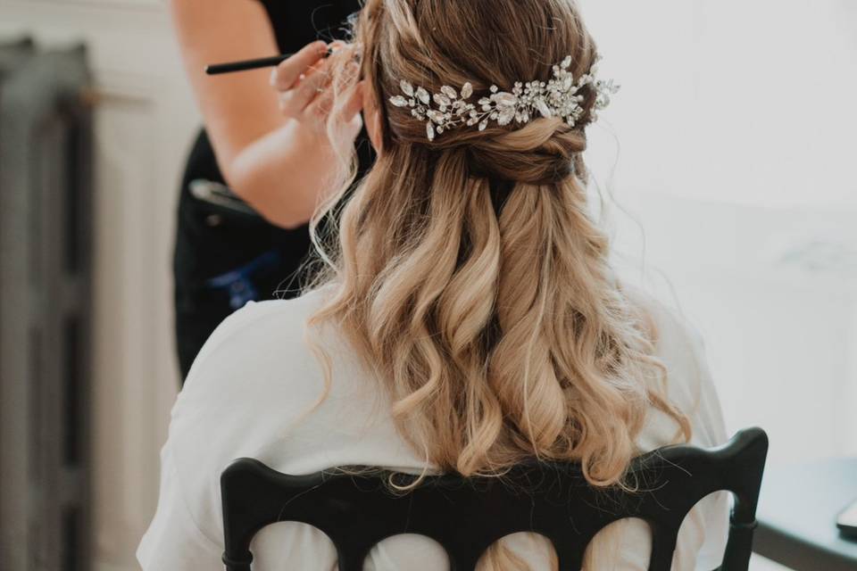Maquillage/ coiffure invitée