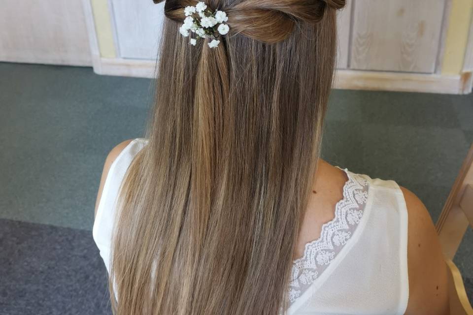 Chignon haut sœur de la mariée