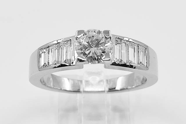 Bague fiançailles diamant