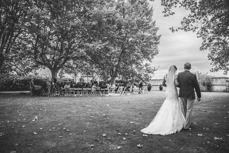 Arrivée mariée à la cérémonie