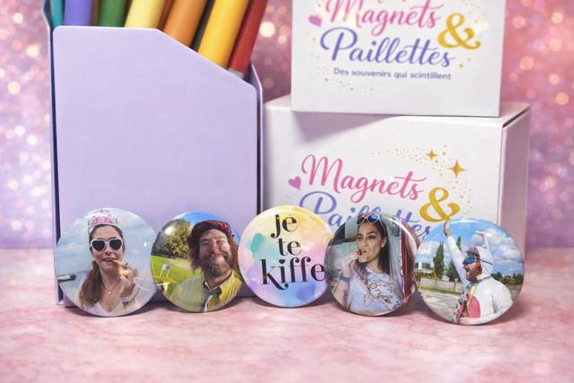 Badges 37 mm