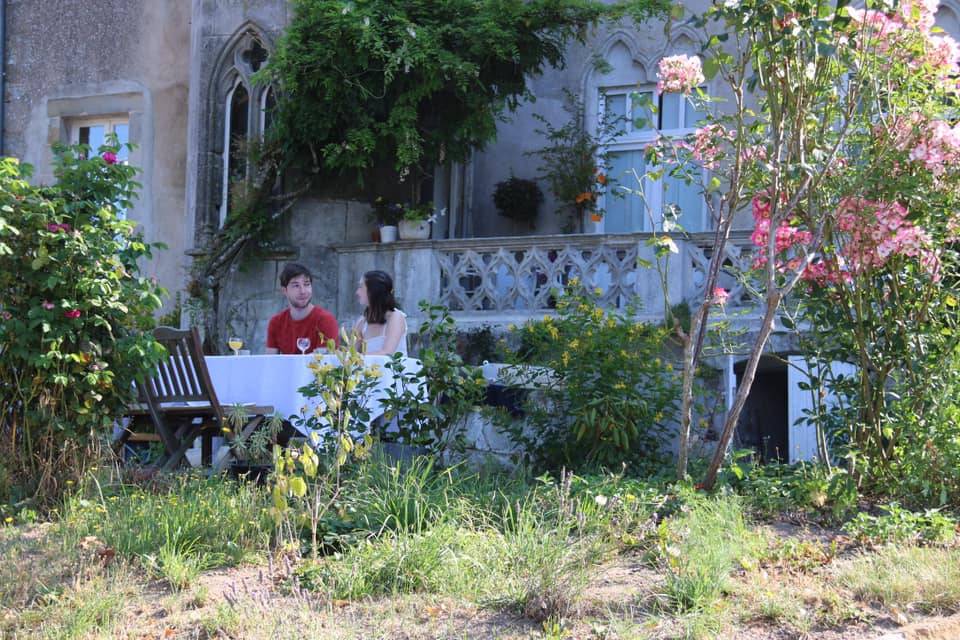 Petit déjeuner en terrasse