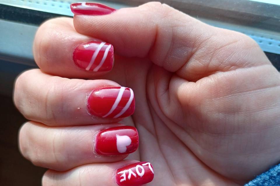 Ongles Saint Valentin