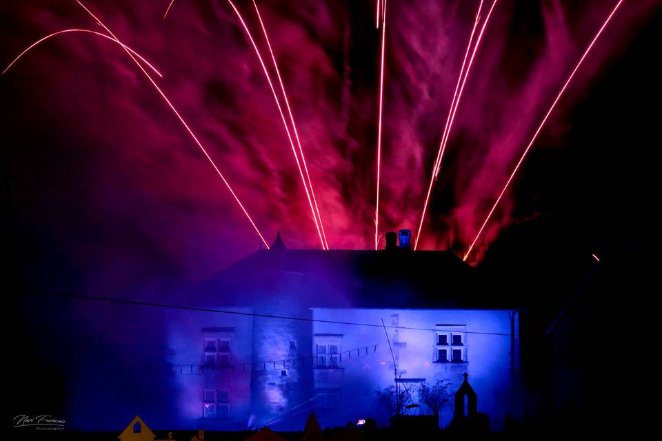 Château et feu d'artifice