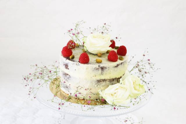 Naked cake