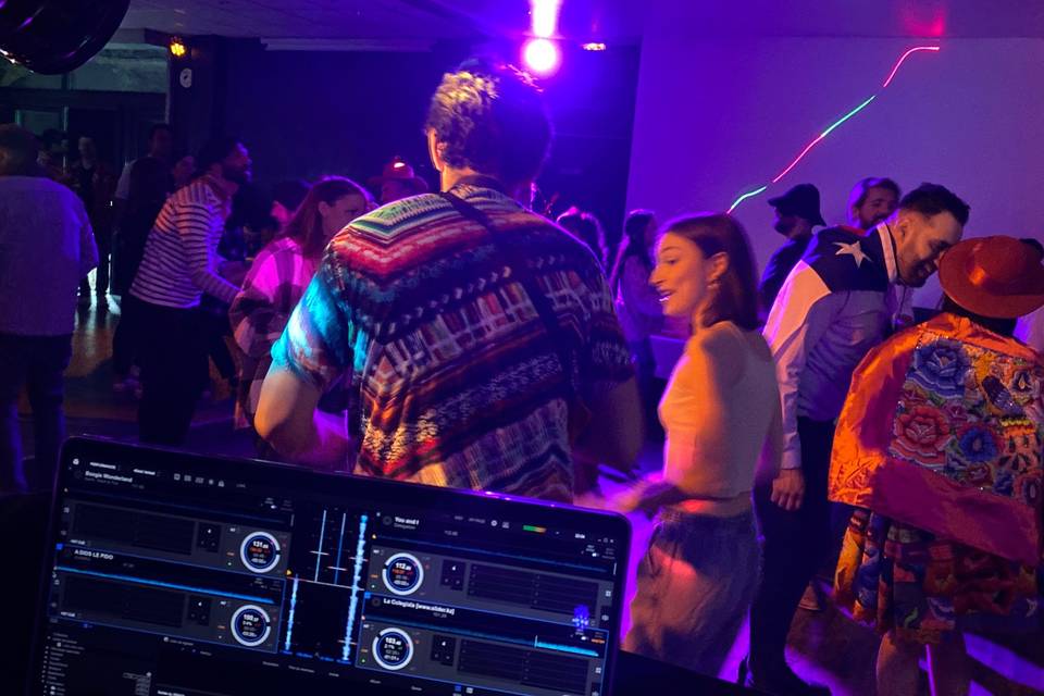 DJ Mitch Mobil