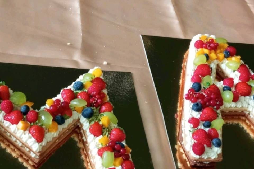 Letter cake