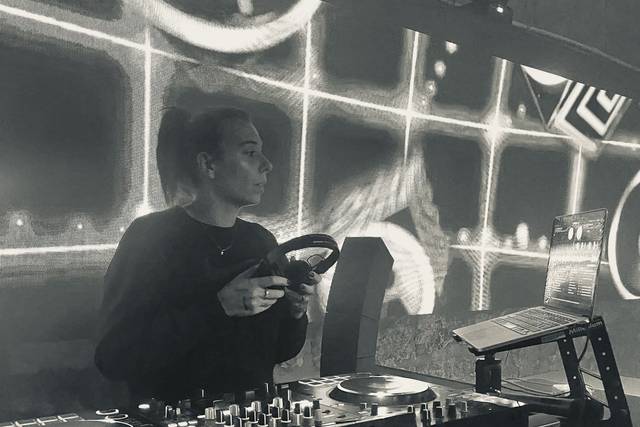 STL DJ